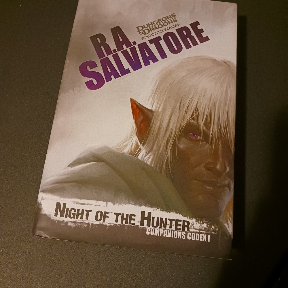 Dungeons & Dragons Book Set - Picture 3 of 3